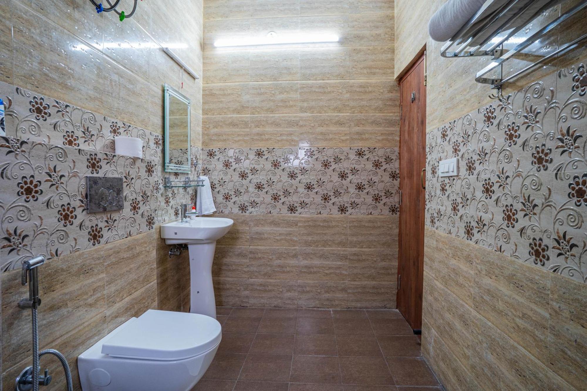 Hostie Sahasrara-3Bhk Chalets, Majkhali, ราณีเขต ภายนอก รูปภาพ